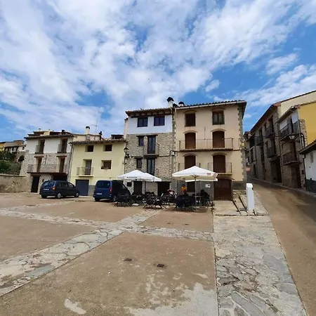Ca Joan A Villores, Els Ports Exterior foto